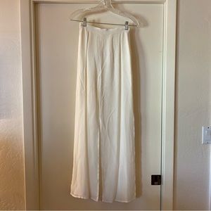 Cream, flowy high-waisted pants
